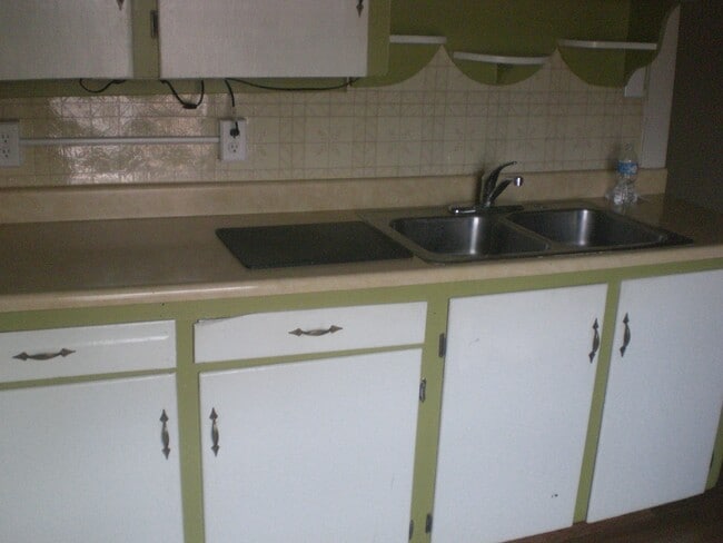 1440 Cook St, Unit 3