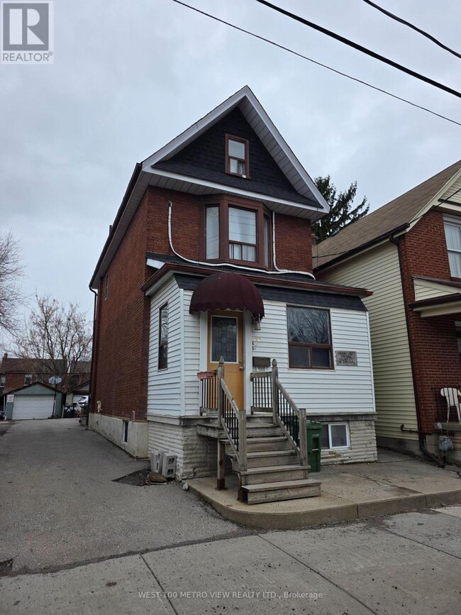 property at 1075 Dufferin St