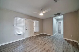 830 S 15th Ave in Phoenix, AZ - Foto de edificio - Building Photo