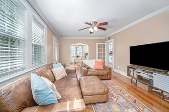 889 Ashley Ave in Charleston, SC - Building Photo - Building Photo