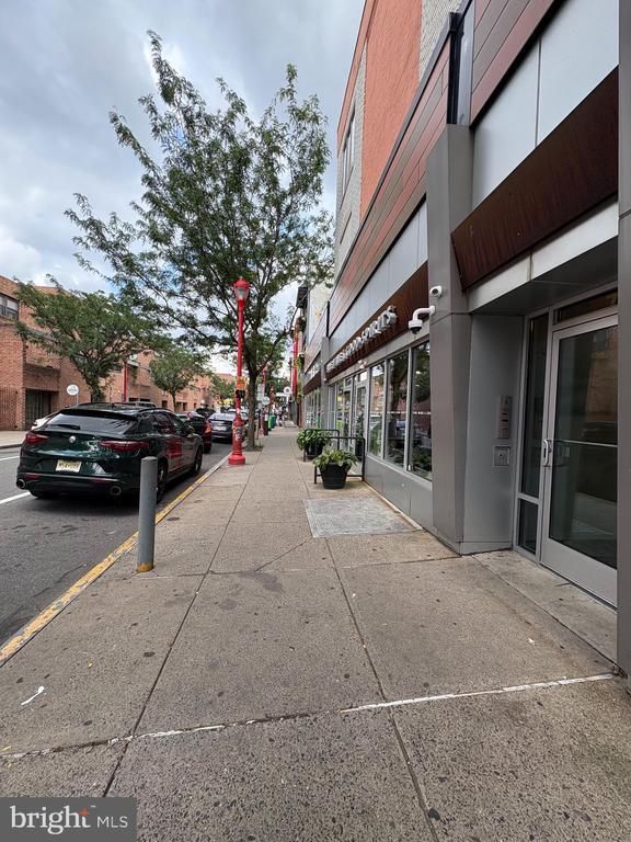 property at 728 South St