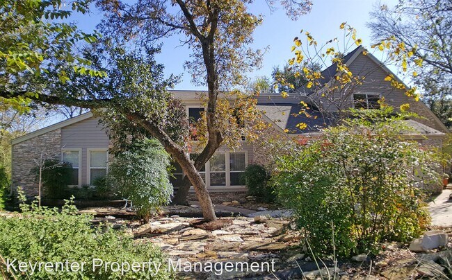6105 Shadow Valley Dr in Austin, TX - Building Photo - Building Photo