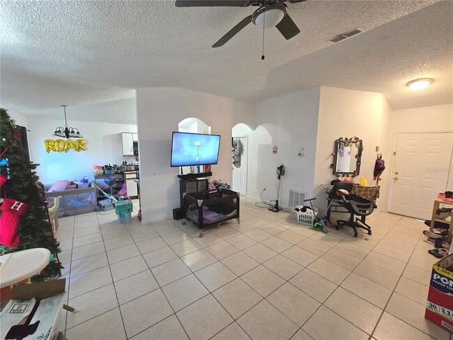 2970 Belkton St in Deltona, FL - Building Photo - Building Photo