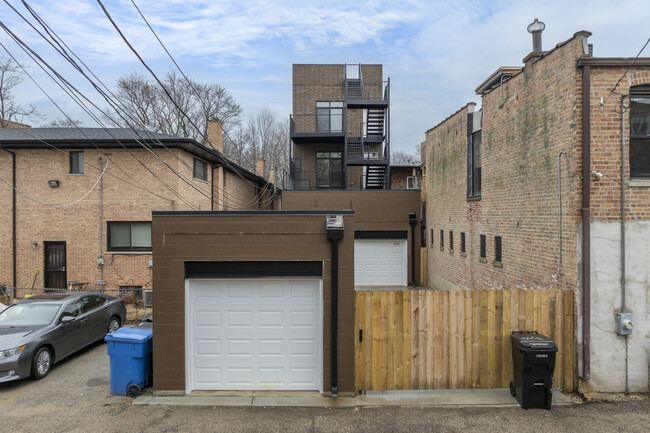 5446 S Kimbark Ave in Chicago, IL - Building Photo - Building Photo
