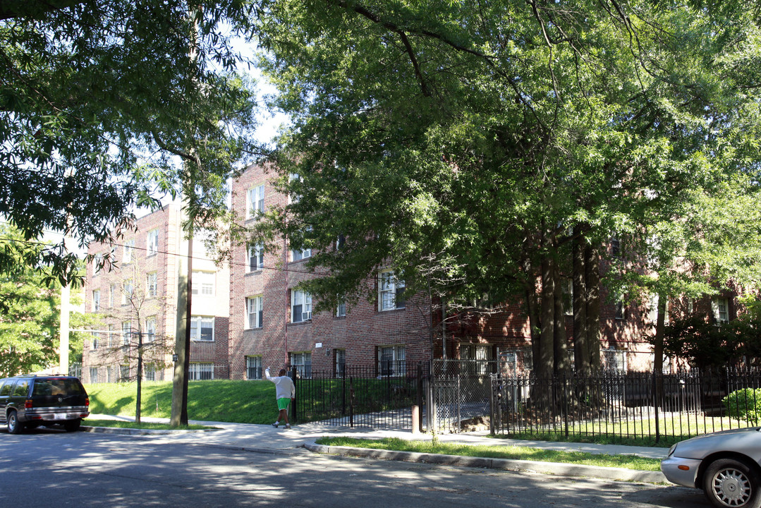 1355 Peabody St NW in Washington, DC - Building Photo