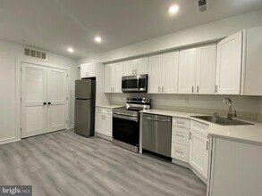 5436 Vine St-Unit -2 in Philadelphia, PA - Building Photo - Building Photo