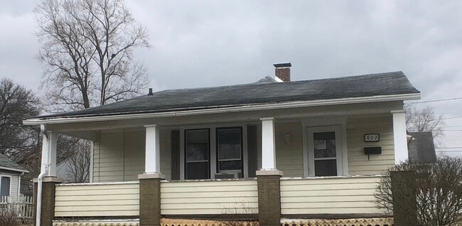 property at 802 Commercial St