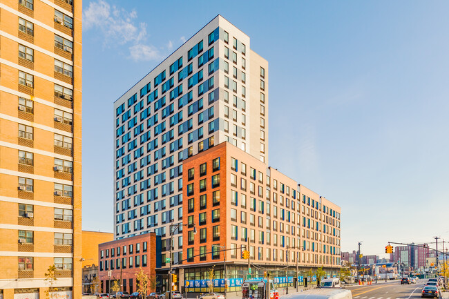 Coney Island in Brooklyn, NY - Foto de edificio - Building Photo