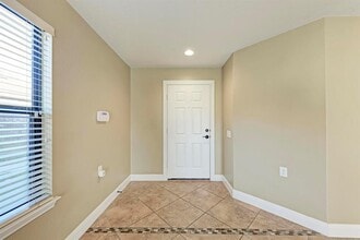 8824 Edmundsbury Dr in Austin, TX - Building Photo - Building Photo