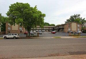 Central Station Apartamentos