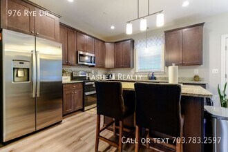 976 Rye Dr in La Plata, MD - Building Photo - Building Photo