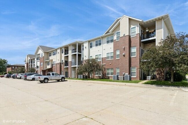 property at 600 Grandview Ct