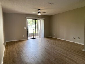 142 White Fawn Dr in Daytona Beach, FL - Building Photo - Building Photo