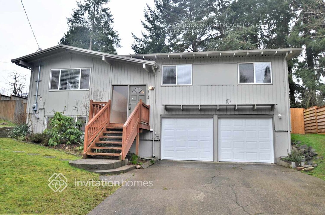 33037 29th Ave SW in Federal Way, WA - Building Photo