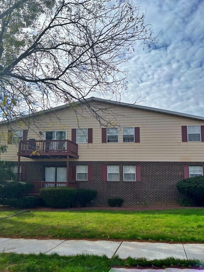 property at 442 S 18th St