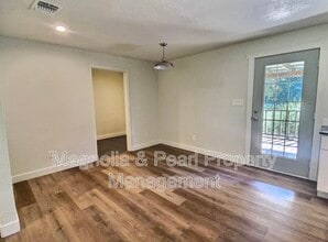 175 Weeks St in Lufkin, TX - Foto de edificio - Building Photo