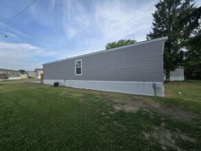 1424 East Dr in Alden, NY - Building Photo - Building Photo