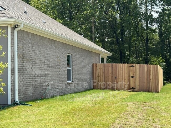 365 Windemere Lp in Oakland, TN - Building Photo - Building Photo