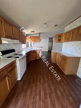 189 Benjamin St in Crestview, FL - Foto de edificio - Building Photo