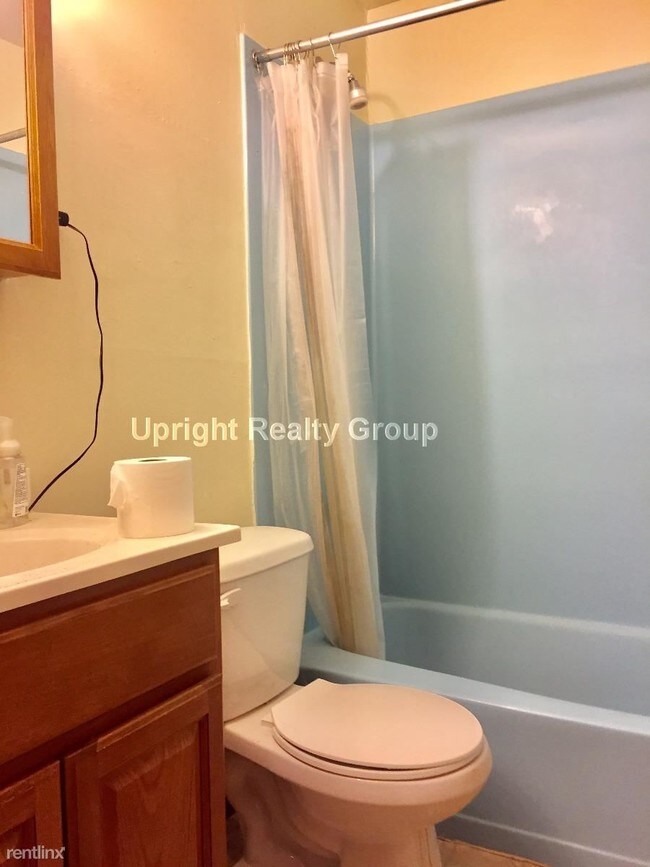 17 Cross St-Unit -Apt 15 in Marlborough, MA - Building Photo - Building Photo