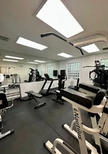 2630 SW 28th St, Unit 44 in Miami, FL - Building Photo - Building Photo
