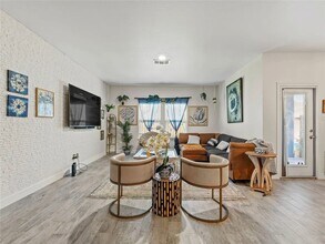 11321 Pecan Crk Dr in Aubrey, TX - Building Photo - Building Photo