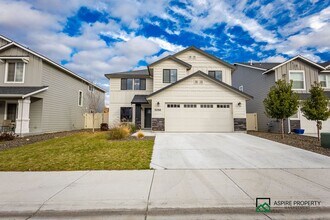 5066 W Lesina St in Meridian, ID - Building Photo - Building Photo