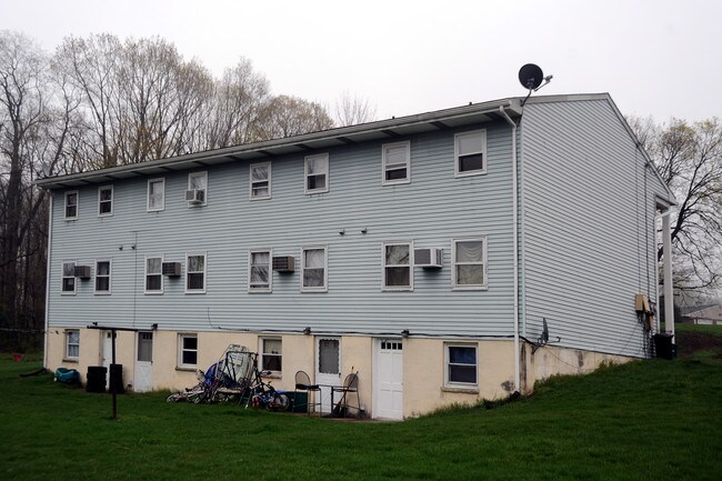 559 Aberdeen Rd in Elizabethtown, PA - Building Photo - Building Photo