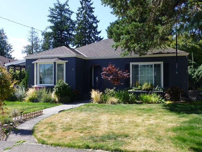 property at 1227 S 12th St