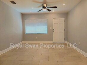 220 Orangeview Ln in Lakeland, FL - Building Photo - Building Photo
