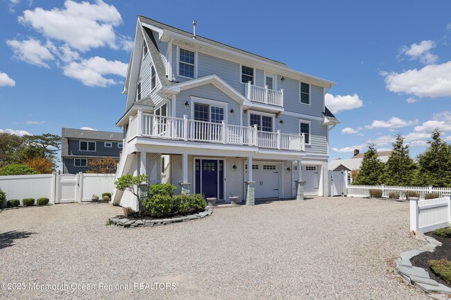 912 Ocean Ave in Mantoloking, NJ - Building Photo - Building Photo