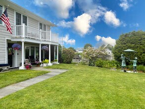 4 Spriteview Ave in Westport, CT - Building Photo - Building Photo