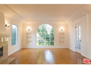 8434 Blackburn Ave in Los Angeles, CA - Building Photo - Building Photo