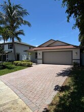 422 Lucky Ln in Delray Beach, FL - Building Photo - Building Photo