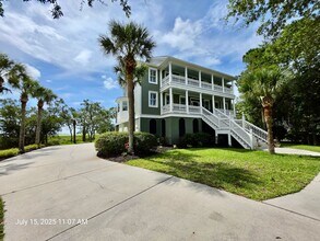3044 Intracoastal View Dr in Mount Pleasant, SC - Building Photo - Building Photo