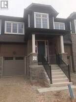 116 McGill Ave in Erin, ON - Building Photo