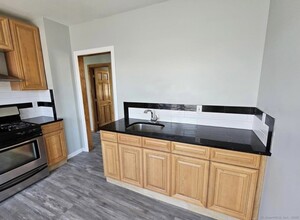 704 Central Ave in Bridgeport, CT - Building Photo - Building Photo
