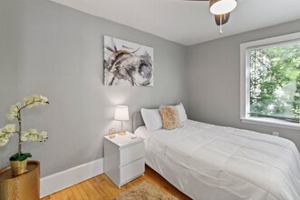 1722 N Pulaski St in Milwaukee, WI - Building Photo - Building Photo