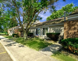 Lincoln Meadows Apartments