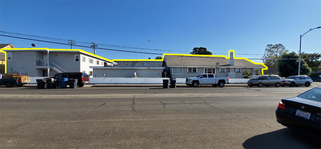 704 S Lincoln St in Santa Maria, CA - Building Photo - Building Photo