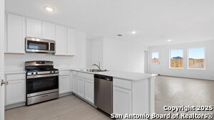 10814 Lilla Jean Dr in San Antonio, TX - Building Photo - Building Photo