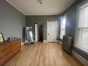 432 University Ave NE in Minneapolis, MN - Building Photo - Building Photo