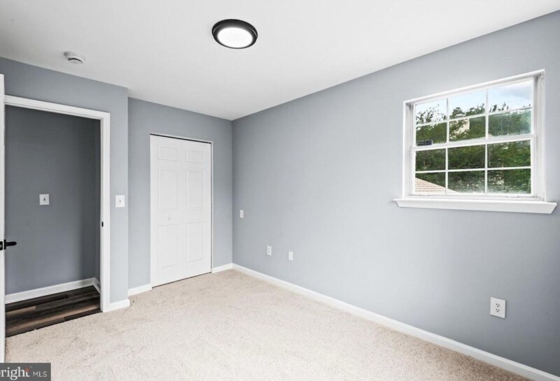 18165 Tebbs Ln in Dumfries, VA - Building Photo
