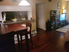 3625 Saint Charles Ave, Unit 3E in New Orleans, LA - Building Photo - Building Photo