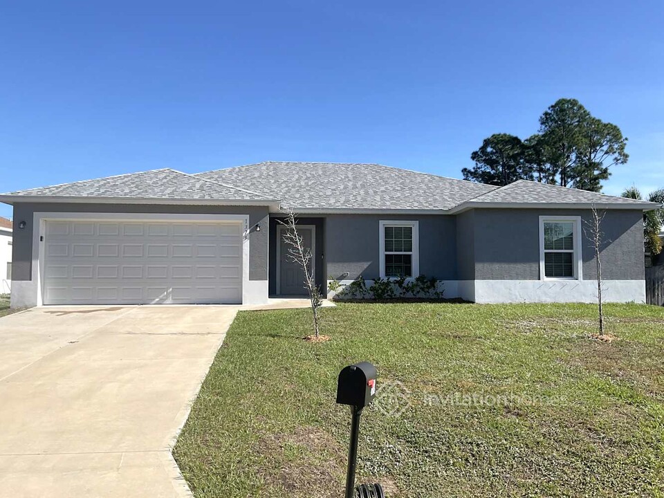 1373 Depew St SE in Palm Bay, FL - Building Photo