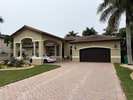 13163 SW 191st Terrace in Miami, FL - Building Photo