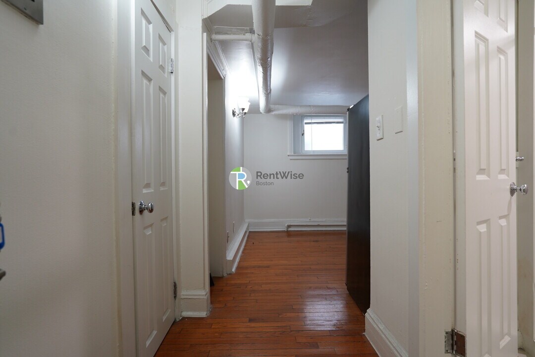 86 Charles St in Boston, MA - Building Photo