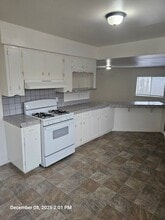 560 S G St in Tulare, CA - Building Photo - Building Photo