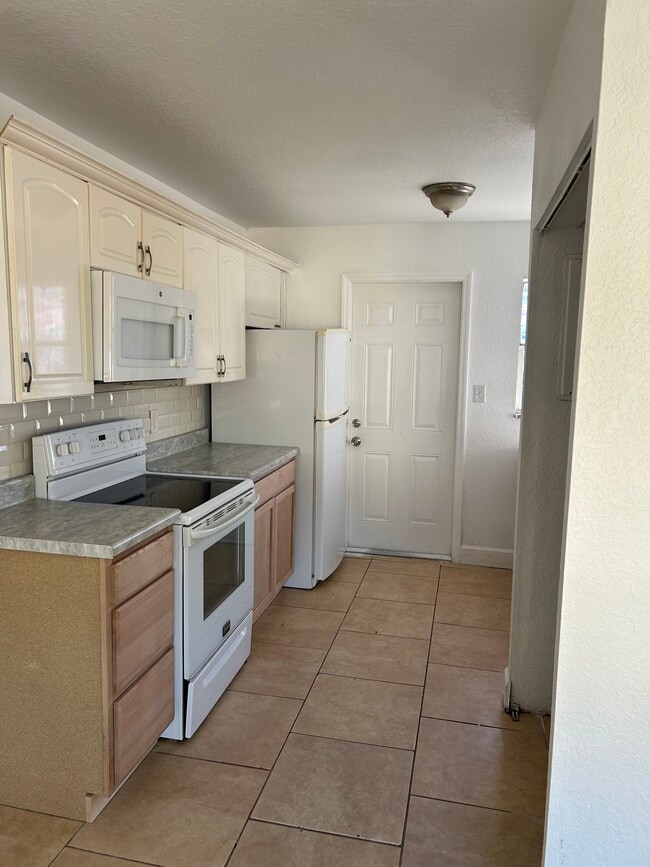 439 Barbara Jenkins St, Unit B