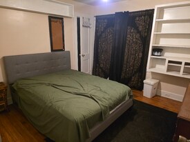 10 Hillside Dr in Lexington, NC - Building Photo